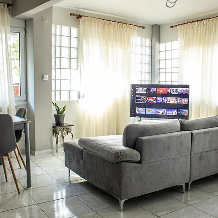 Luna Апартаменты *